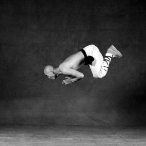 The Frog Jump - Isabel Munoz, Shaolin Dancing Monks 1998-1999
